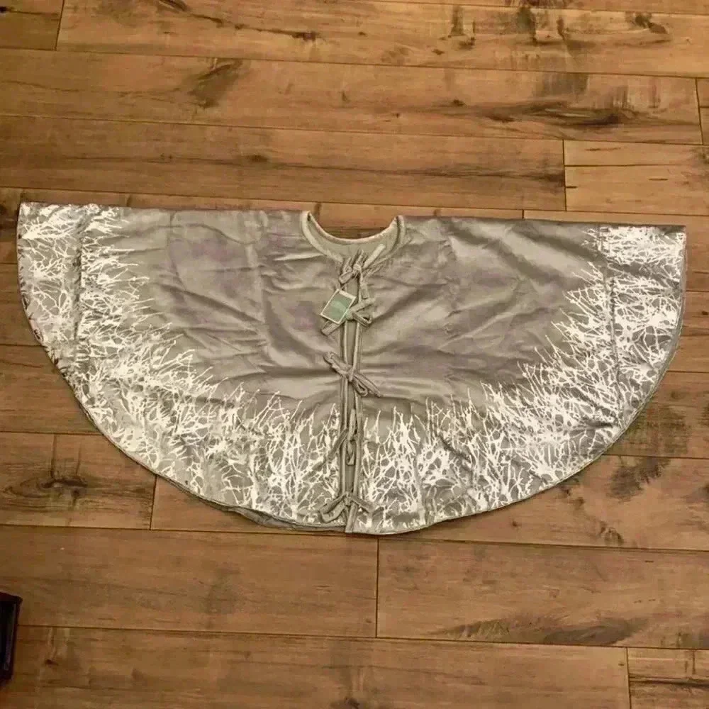 Acadia Home Silver Branch Tree Skirt